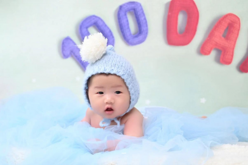 开平宝宝可以趴着睡觉吗